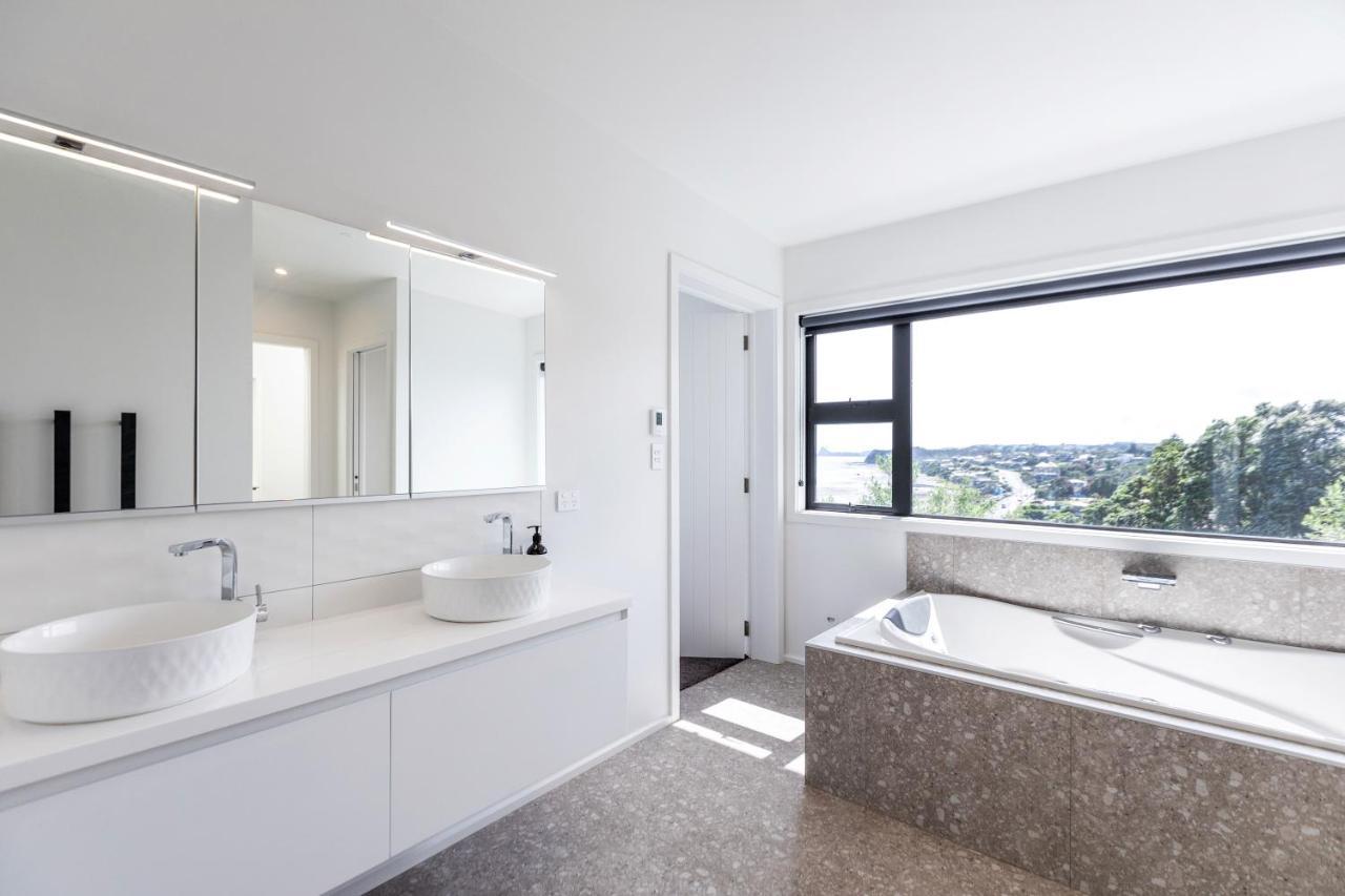 Oakura Beach Front Apartments Exterior foto